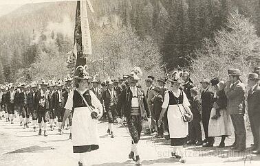 1930er-SchuetzenSchmirn.jpg