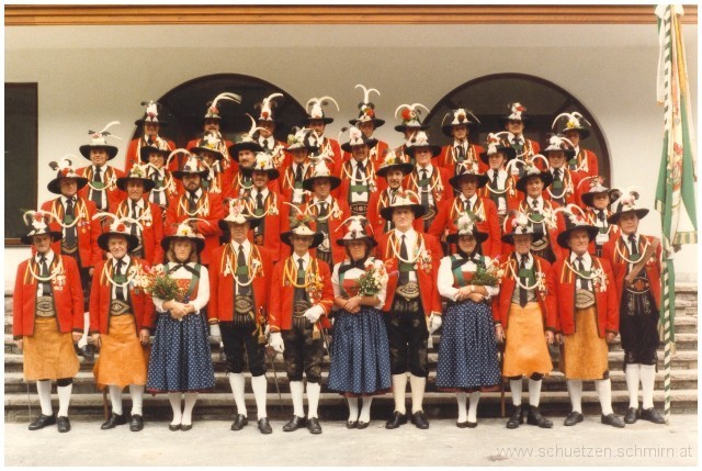 1986-SchuetzenSchmirn.jpg - 1986 - Schutzenkompanie Schmirn.