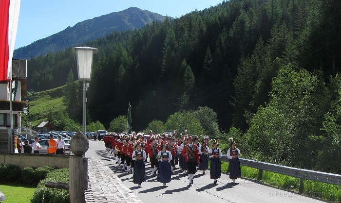 IMG_0003-ProzessionSchmirn.JPG - Foto: Ernst Jenewein, Juni 2009