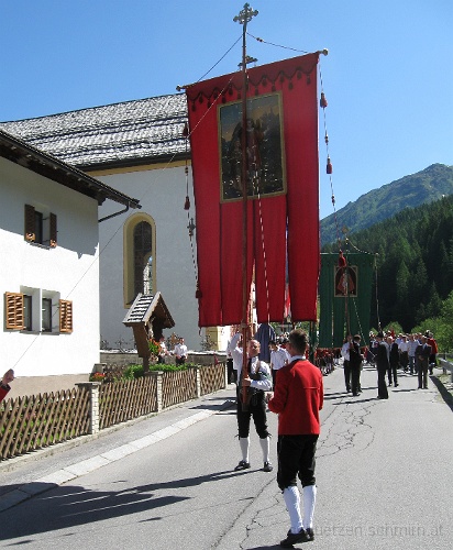 IMG_0019-ProzessionSchmirn.JPG - Foto: Ernst Jenewein, Juni 2009