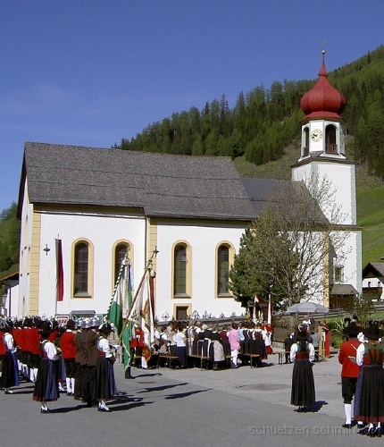 IM_A0083-KircheSchmirn.JPG
